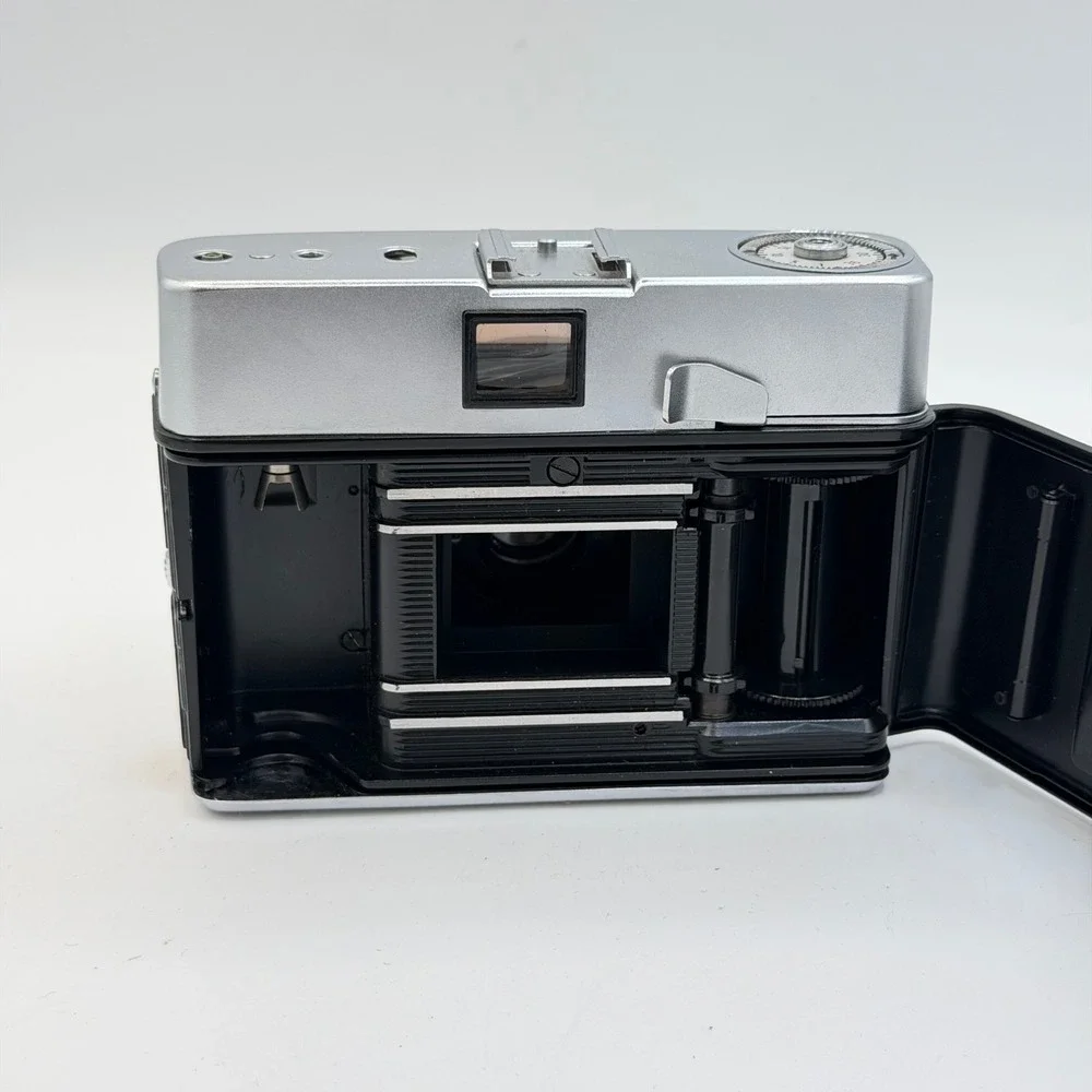 Zeiss Ikon Contessamat SBE 35mm Camera Carl Zeiss Tessar 2.8/50 Lens and Case